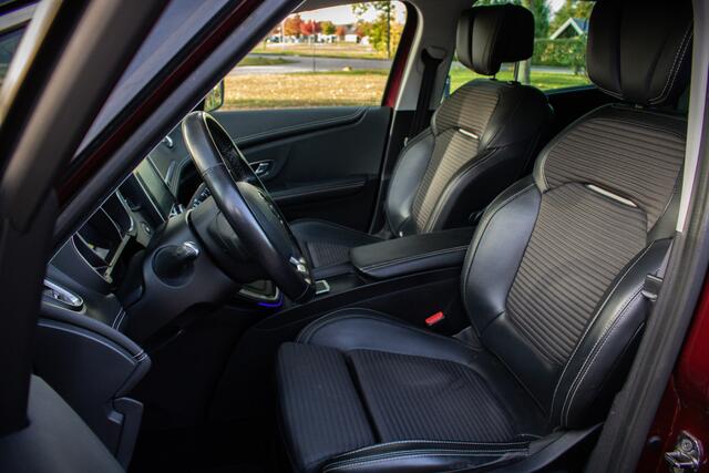 Renault GRAND SCENIC dCi 160 EDC Bose | Trekhaak | Achteruitrijcamera | Clima