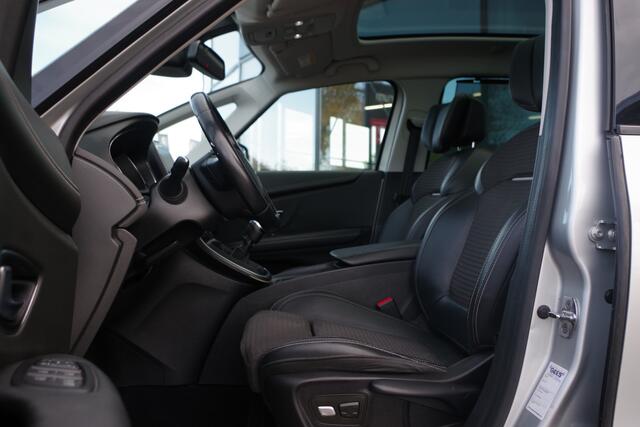 Renault GRAND SCENIC 1.2 TCe 130 PK Bose 7p, Panoramadak, Trekhaak, LED, Keyless, Camera,