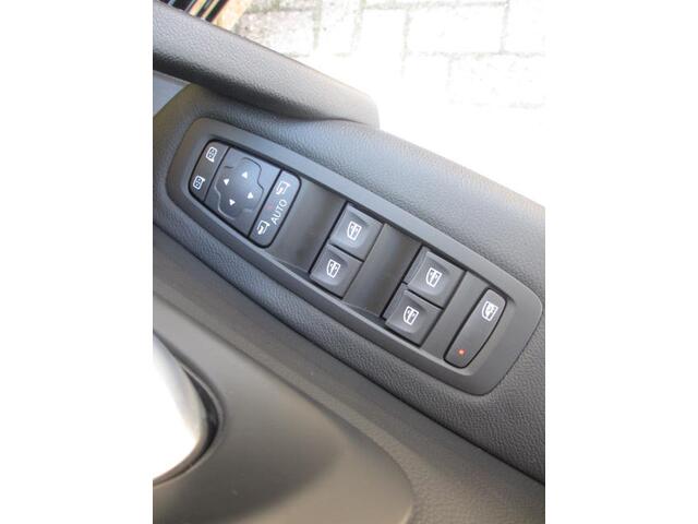 Renault KADJAR 1.3 TCe 140P Intens / CAMERA / 19"/ NAVI / PARK. SENSOREN