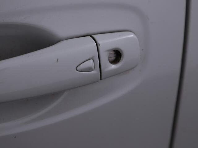 Renault KADJAR 1.3 TCe Black Edition AUTOMAAT|Bose|Camera|Clima|Cruise|LM-Velgen