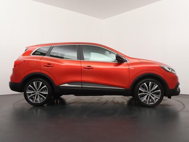 Renault KADJAR 1.2 TCe Bose | Leder interieur | Metallic | Trekhaal | hoge instap |