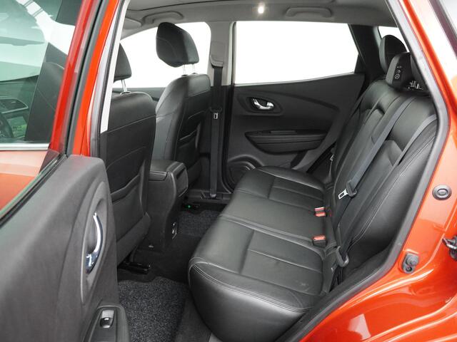 Renault KADJAR 1.2 TCe Bose | Leder interieur | Metallic | Trekhaal | hoge instap |