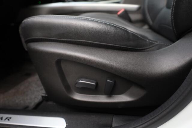 Renault KADJAR 1.3 TCe Black Edition LEER PANO ADAPTIVE-CRUISE CLIMA NAVI DAB ELEC.VERST.STOELEN/INKLAPBARE SPIEGELS. DODEHOEK 2XPDC 19''LMV