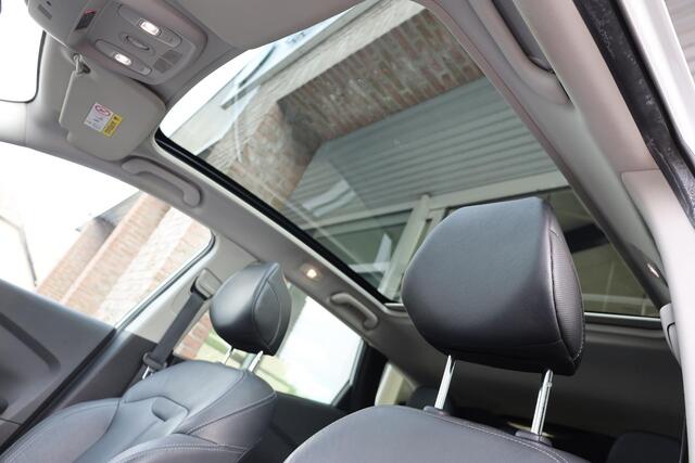 Renault KADJAR 1.3 TCe Black Edition LEER PANO ADAPTIVE-CRUISE CLIMA NAVI DAB ELEC.VERST.STOELEN/INKLAPBARE SPIEGELS. DODEHOEK 2XPDC 19''LMV