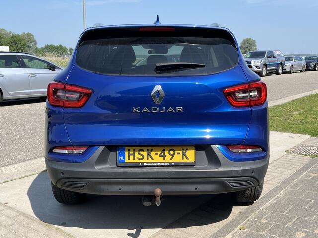 Renault KADJAR 1.3 TCe 140 PK / Dealer onderhouden / Trekhaak / Apple Carplay - Android Auto / Stoelverw. / Keyless / 17'' LMV /