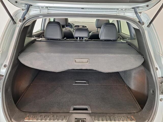 Renault KADJAR 1.3 TCe 160 EDC Intens | Stoel- en voorruitverwarming | All season banden | Dodehoek Detectie | Parkeersensoren voor, zij, achter en achteruitrijcamera | Apple Carplay/Android Auto