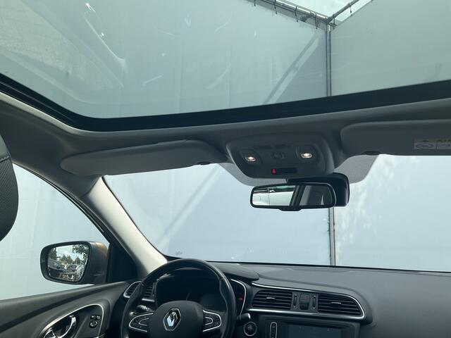 Renault KADJAR 1.2 TCe Bose Pano Leder Nav/Cruise DAB Stoelverw Elek.Stoel Led NL-Auto!