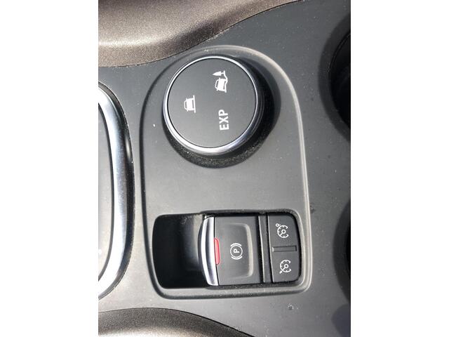 Renault KADJAR TCe 130 Intens AUTOMAAT