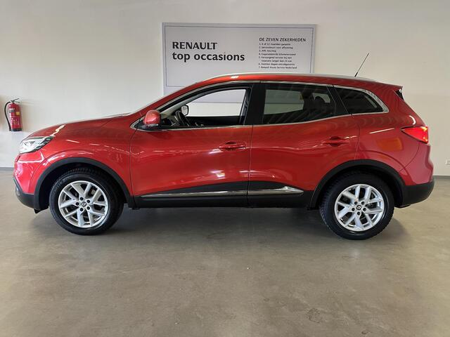 Renault KADJAR 1.2 TCe Bose / VERWARMDE VOORRUIT / CRUISE CONTROLE / PARKEER SENSOREN / CLIMATE CONTROLE