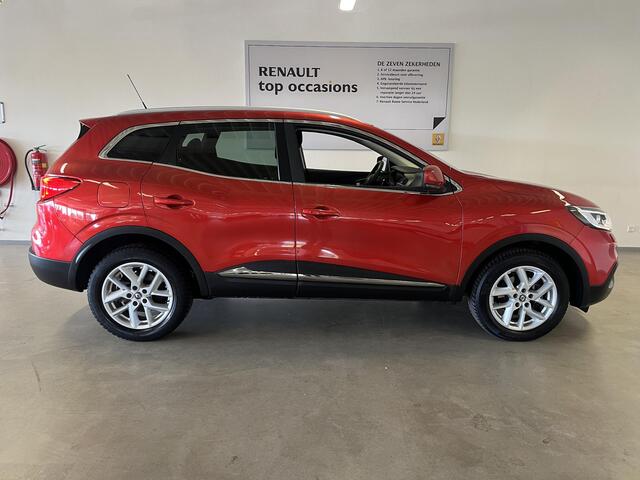 Renault KADJAR 1.2 TCe Bose / VERWARMDE VOORRUIT / CRUISE CONTROLE / PARKEER SENSOREN / CLIMATE CONTROLE