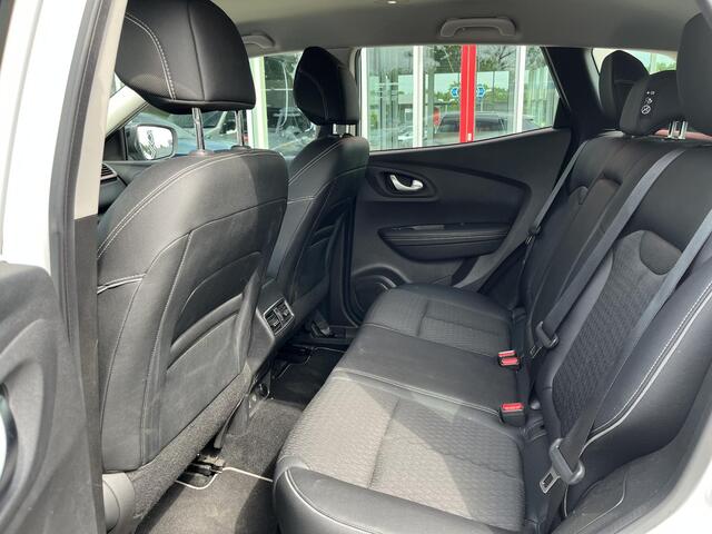 Renault KADJAR 1.3 TCe Intens | Stoelverwarming | Trekhaak | Navigatie|