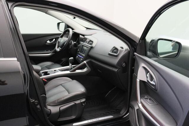 Renault KADJAR 1.2 TCe Extase 2016 NAP | FULL OPTION | Panoramadak | BOSE | Camera | Navigatie | Bluetooth | Voorruitverwarming | Climate control | Lane assist | Parkeerhulp | Stoelverwarming | Lederen bekleding | LED | Lichtmetaal | Keyless