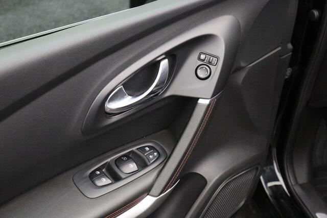 Renault KADJAR 1.2 TCe Extase 2016 NAP | FULL OPTION | Panoramadak | BOSE | Camera | Navigatie | Bluetooth | Voorruitverwarming | Climate control | Lane assist | Parkeerhulp | Stoelverwarming | Lederen bekleding | LED | Lichtmetaal | Keyless