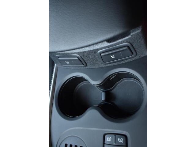 Renault KADJAR TCe 130 Bose | CAMERA | NAVI | STOELVERWARMING | CRUISE CONTROL | CLIMATE CONTROL | PDC | LMV