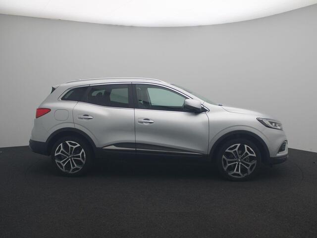 Renault KADJAR TCe 140 Intens | Easy Life Pack: sensoren rondom met achteruitrijcamera + easy park assist | R-Link navigatie met Apple CarPlay & Android Auto | Ruimtebesparend reservewiel | Lichtmetalen wielen 19" 'Yohan'