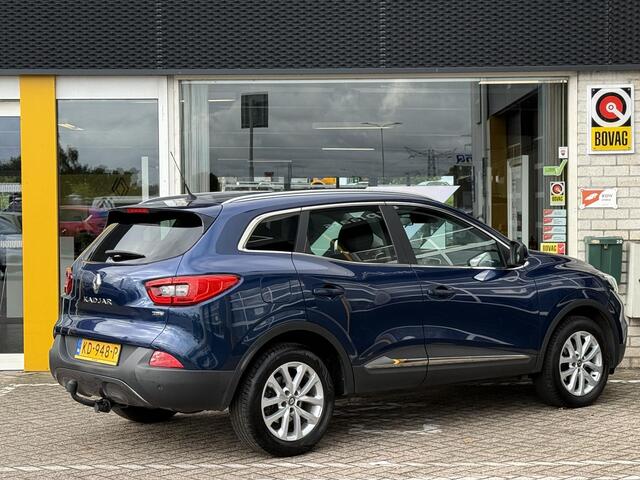 Renault KADJAR 1.5 dCi Intens | NAP | Trekhaak | 100% dlr onderhouden | Navigatie | DAB | Climate Control | Parkeersensoren | Cruise Control | Lichtmetaal |