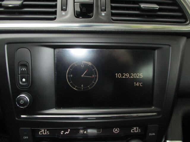 Renault KADJAR 1.2 TCe SPORT / AUTOMAAT / AIRCO / NAVI / GLAZEN-DAK / TREKHAAK / 96dkm