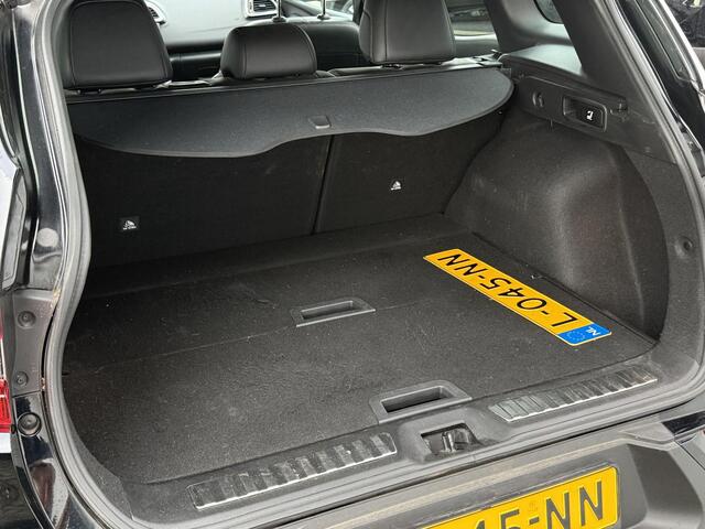 Renault KADJAR 1.3 TCe Black Edition 160PK (Hoge instap) Automaat | Trekhaak | Navigatie | Camera | BOSE | Winterpack | Dealer Onderhouden
