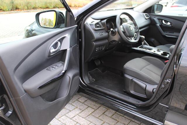 Renault KADJAR TCe 140 EDC Automaat Zen | Parkeersensors voor en achter | Achteruitrijcamera | Alu Dakrails |