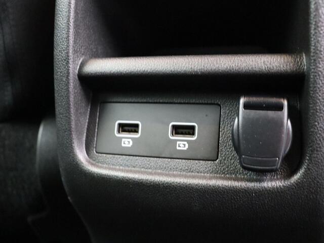 Renault KADJAR TCe 140pk Intens | Navigatie | LED koplampen | Keyless | Cruise controle | Stoelverwarming | Trekhaak |