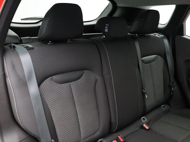 Renault KADJAR TCe 140pk Intens | Navigatie | LED koplampen | Keyless | Cruise controle | Stoelverwarming | Trekhaak |