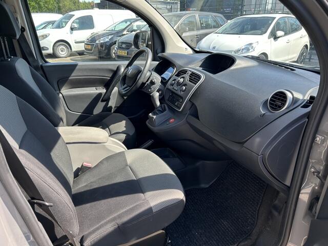Renault KANGOO 1.5 dCi MAXI GLAZENWASSER E6