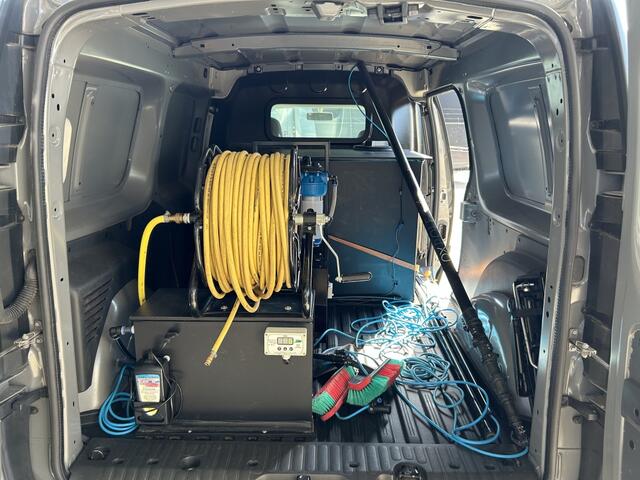 Renault KANGOO 1.5 dCi MAXI GLAZENWASSER E6