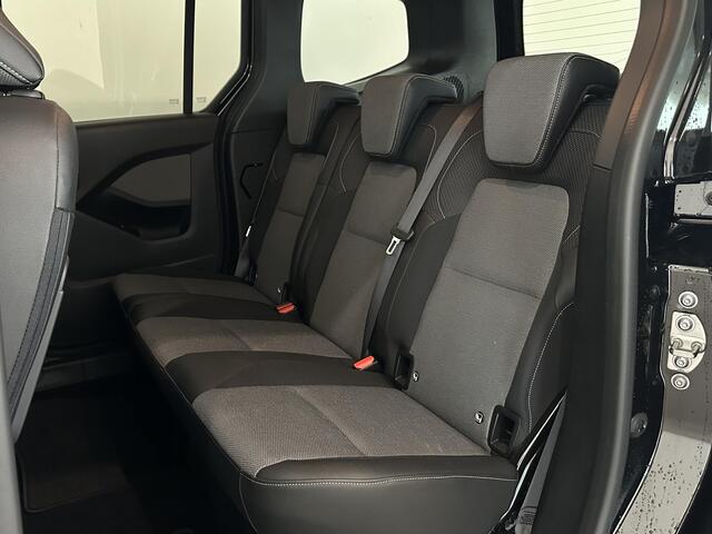 Renault KANGOO 1.3 TCe 130 GPF Luxe L2 | Keyless | Stoelverwarming | Navigatie | Climate Control | Cruise Control | Lichtmetalen velgen 17" | Parkeersensoren voor, zij, achter en achteruitrijcamera