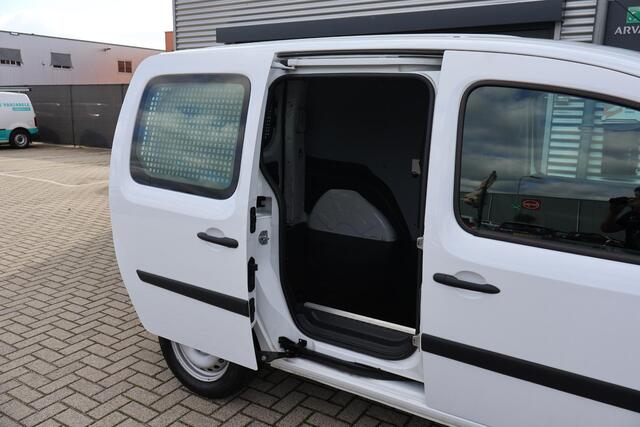 Renault KANGOO 1.5 dCi 75 Energy Comfort 1e Eigenaar | Volledig Onderh | BTW | Trekhaak | Schuifdeur Rechts | Navi | R-Link Pack | Bluetooth | DAB | Cruise | PDC Achter