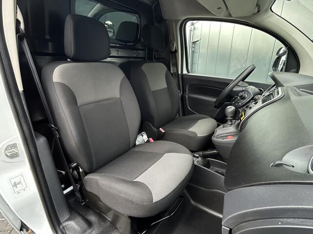 Renault KANGOO 1.5 dCi 80 E6 / L1H1 / 1e EIG / 21.900 KM !! / TREKHAAK / 6-BAK / AIRCO / CRUISE / NAVI / BLUETOOTH / PDC