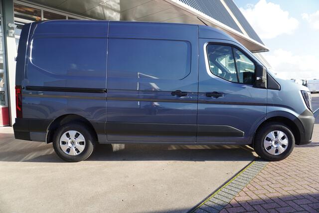 Renault MASTER T35 2.0 dCi 170PK L2H2 Extra Schuifdeur L / R Nr. V069 | Climate | Navi | Cruise | Trekhaak