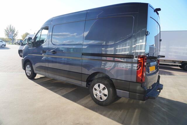 Renault MASTER T35 2.0 dCi 170PK L2H2 Extra Schuifdeur L / R Nr. V069 | Climate | Navi | Cruise | Trekhaak