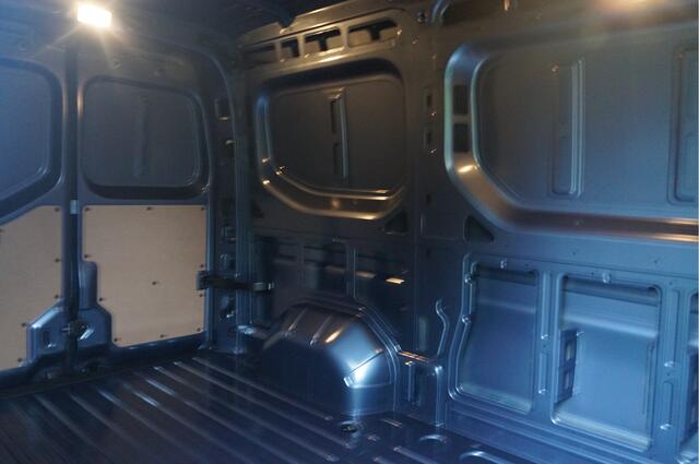 Renault MASTER T35 2.0 170PK Extra L2H2 10" R-Link scherm, Camera, Trekhaak 2x Schuifdeur!! NR. E44*