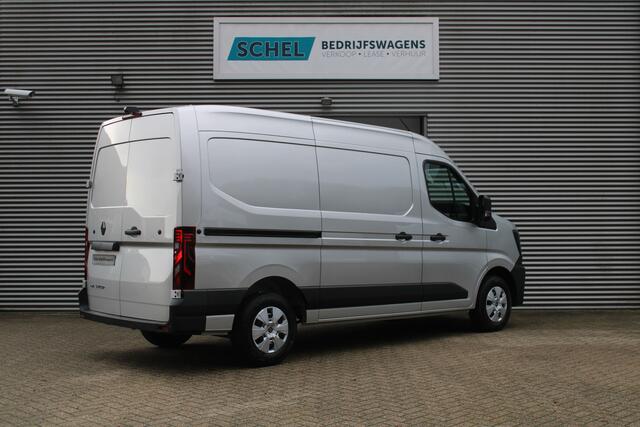 Renault MASTER T35 2.0 dCi 170pk L2H2 Extra - 2x Schuifdeur - Navigatie - Blind Spot - Camera - Stoelverwarming - Verwarmde voorruit - Rijklaar