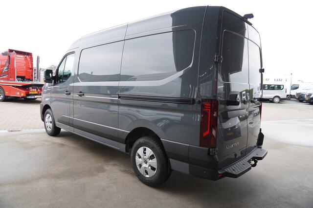 Renault MASTER T35 2.0 dCi 170PK L2H2 Extra Schuifdeur L / R Nr. V027 | Climate | Navi | Cruise | Trekhaak | Betimmering