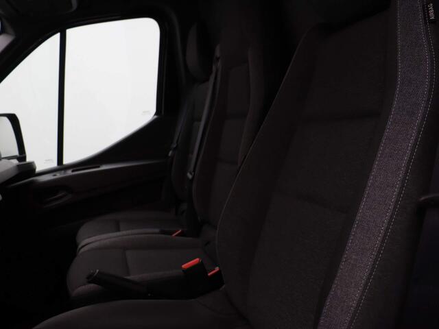 Renault MASTER T35 2.0 dCi 150 L2H2 Advance | Demo | Trekhaak | Additionele parkeerhulp | openR link navigatiesysteem met convertor companion | Draadloze oplader | reservewiel |