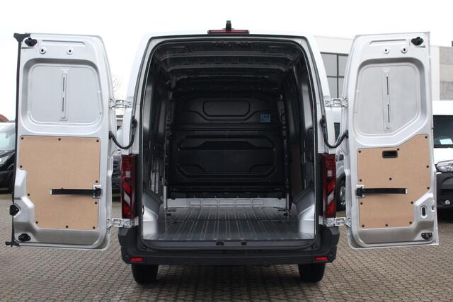 Renault MASTER T35 2.0dCi 150pk L2H2 Extra | Android Navi | Camera | LED | Cruise | Lease 645,- p/m