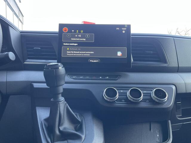 Renault MASTER T35 2.0 dCi 130 L2H2 Advance Gris Etoile |