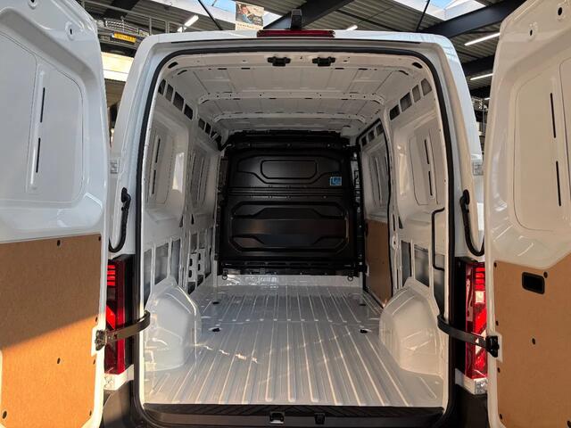 Renault MASTER T35 2.0DCI 150PK L2H2 Airco Navi Cruisecontrol Apple CarPlay Camera NIEUW BPM VRIJ