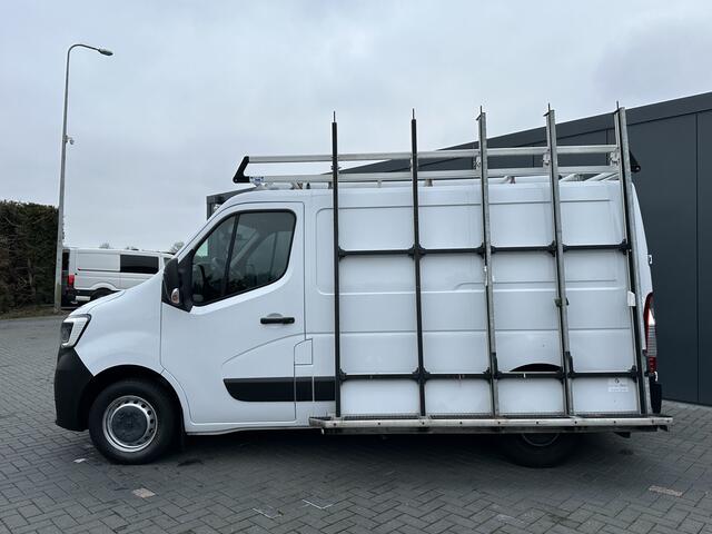 Renault MASTER 2.3 DCI 136 PK / L1H1 / GLASRESTEEL / 1e EIG. / 2.5T TREKHAAK / IMPERIAAL / CAMERA / AIRCO / CRUISE