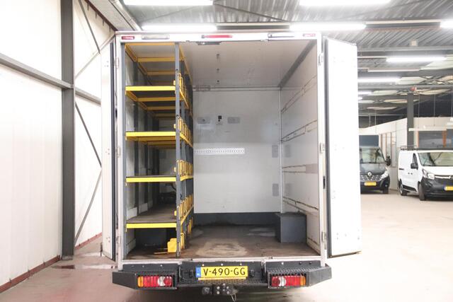 Renault MASTER 2.3 dCi 145PK LOWLINER MET TREKHAAK