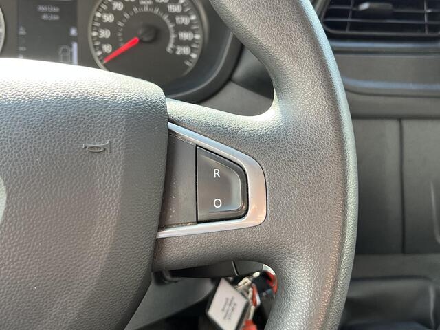 Renault MASTER T35 2.3 dCi 145 BAKWAGEN | Achteruitrijcamera | Apple Carplay | Android Auto | DAB | Cruise Control | Airco |