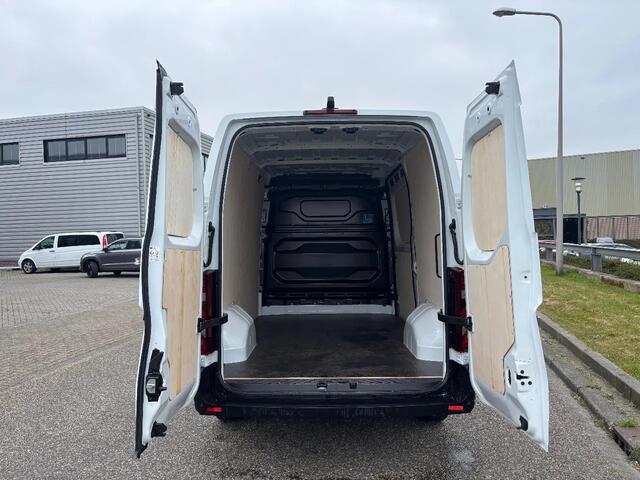 Renault MASTER T35 2.0DCI 150PK L2H2 Airco Navi Cruisecontrol Apple CarPlay Camera NIEUW BPM VRIJ