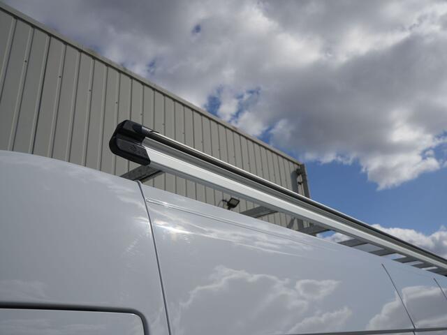 Renault MASTER T35 2.3 dCi 150 L3H2 Energy Work Edition - All seasonbanden - Achteruitrijcamera - Trekhaak