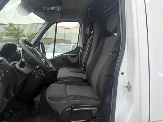 Renault MASTER T33 2.3 dCi L2H2
