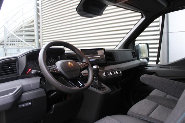 Renault MASTER T35 2.0 dCi 170pk L2H2 Extra - Navigatie - Camera - 270 gr deuren - Parkeersensoren - Draadloos laden - Rijklaar