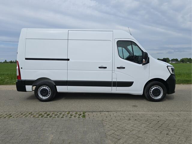 Renault MASTER T33 2.3 dCi L2 H2 - 135 Pk - Euro 6 - Airco - Cruise Control