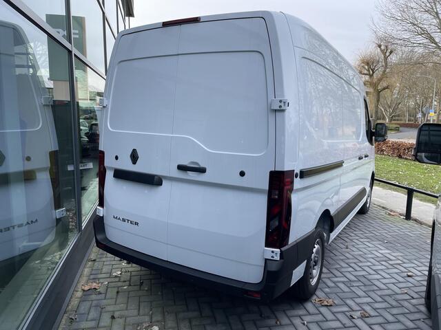 Renault MASTER T35 2.0 dCi 130 L2H2 Start