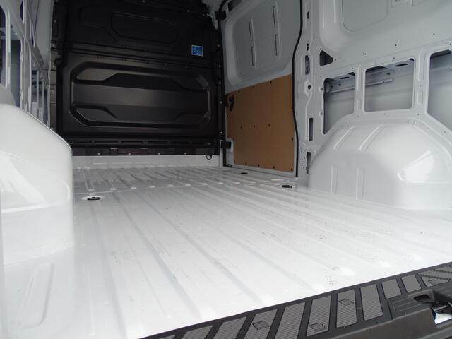 Renault MASTER T35 2.0 dCi 130 L2H2 Advance TREKHAAK / DRAADLOZE TELEFOONLADER / APPLE CARPLAY & ANDROID AUTO