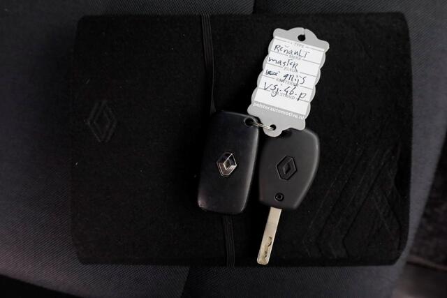 Renault MASTER T35 2.3 dCi 135pk L2H2 Comfort Airco/Navi 10-2022